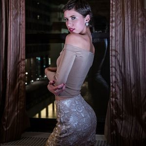 Meet your Posher, Yuliya